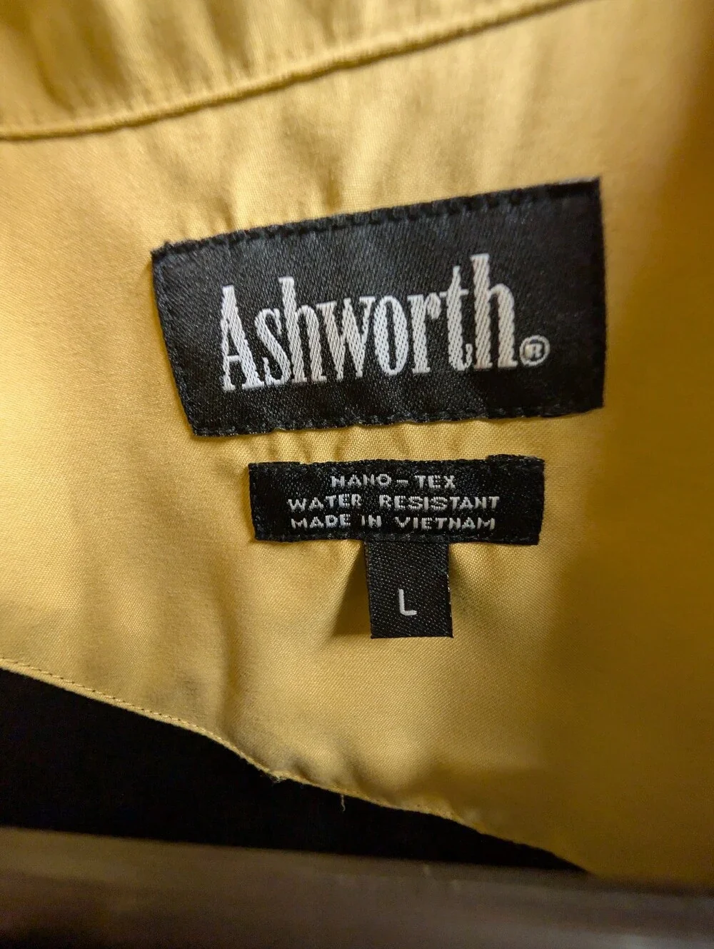 Ashworth ( Large) Black Pullover with Gold Collar and Vanderbilt 'V'